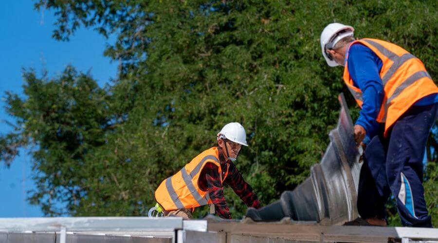 Professional gutter cleaning in Addington, OK